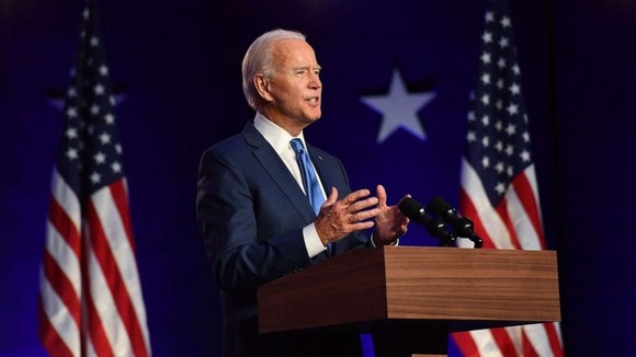 Đối mặt với đại dịch COVID-19, ông Joe Biden cam kết không đóng cửa nền kinh tế Mỹ Đối mặt với đại dịch COVID-19, ông Joe Biden cam kết không đóng cửa nền kinh tế Mỹ