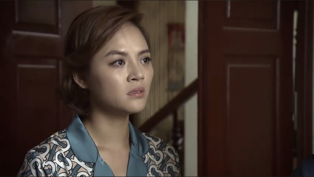 Lửa ấm - Tập 46 (tối 4/12): Quang thấy cô Ngọc tình tứ ôm bố Minh Lửa ấm - Tập 46 (tối 4/12): Quang thấy cô Ngọc tình tứ ôm bố Minh