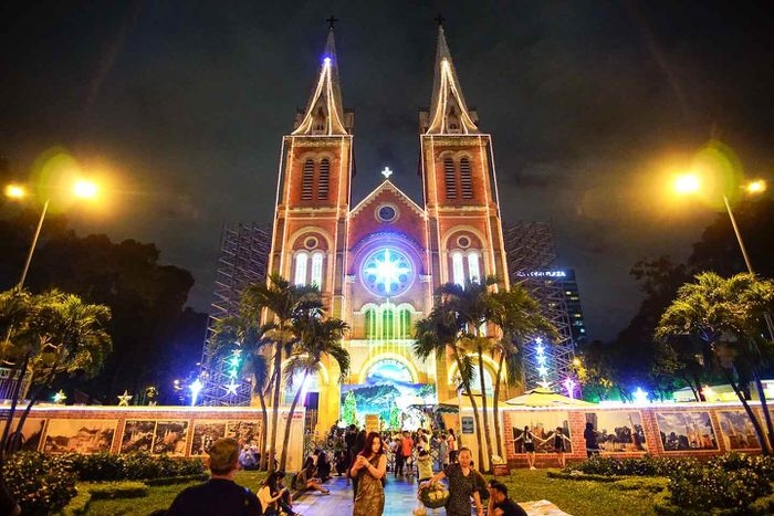 Noel 2020: Những địa điểm đi chơi Noel ở TP HCM bạn không thể bỏ qua Noel 2020: Những địa điểm đi chơi Noel ở TP HCM bạn không thể bỏ qua