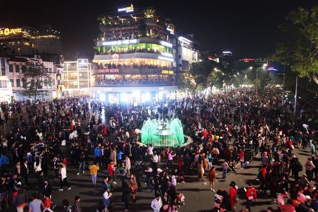 Noel 2020: Những địa điểm đi chơi Noel ở Hà Nội hấp dẫn bậc nhất Noel 2020: Những địa điểm đi chơi Noel ở Hà Nội hấp dẫn bậc nhất