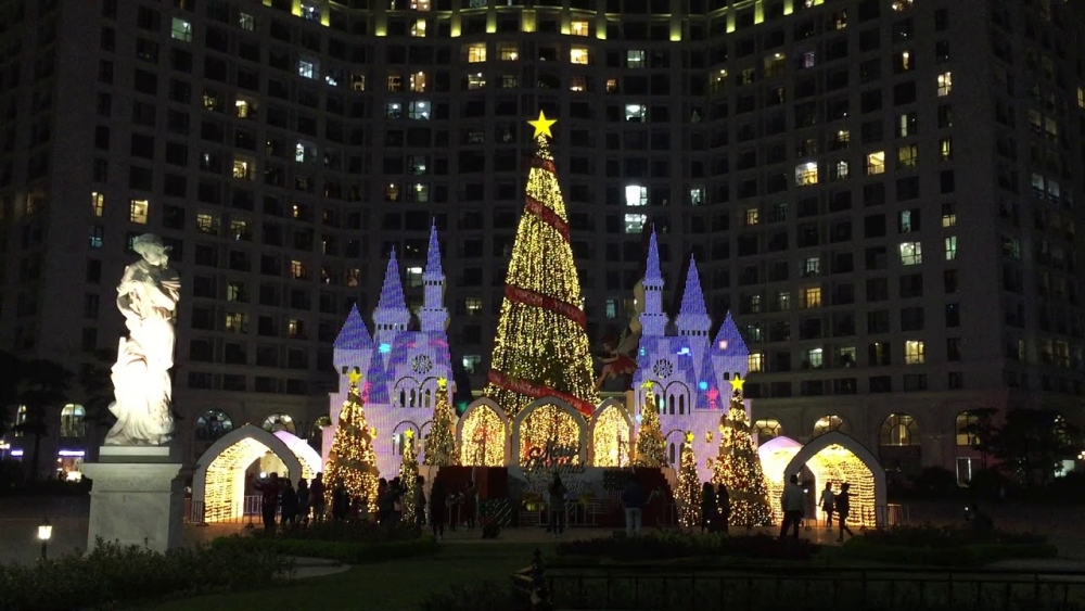 Noel 2020: Những địa điểm đi chơi Noel ở Hà Nội hấp dẫn bậc nhất Noel 2020: Những địa điểm đi chơi Noel ở Hà Nội hấp dẫn bậc nhất