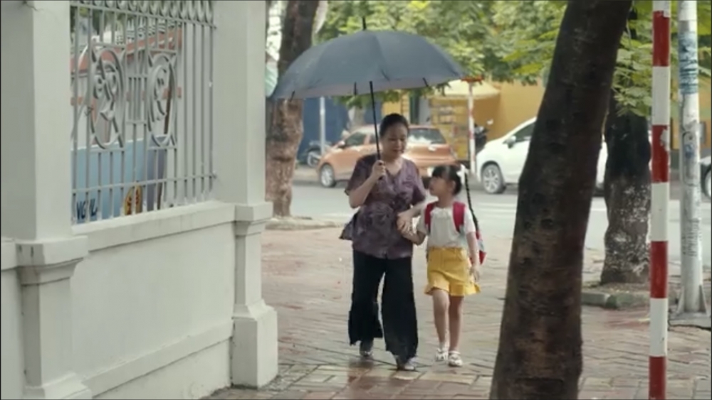 Hồ sơ cá sấu - Tập 10 (tối 18/12): Nguyệt kề dao vào cổ Trung đòi mảnh ghép Hồ sơ cá sấu - Tập 10 (tối 18/12): Nguyệt kề dao vào cổ Trung đòi mảnh ghép