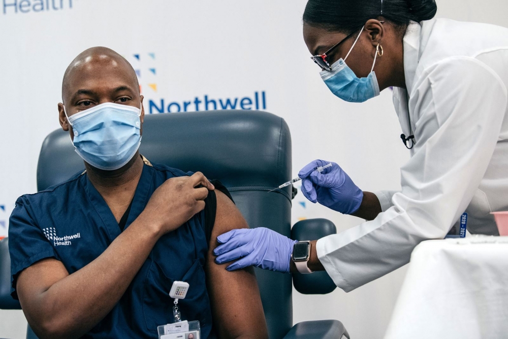 Trong năm 2020 Mỹ khó đạt mục tiêu tiêm vaccine ngừa COVID-19 Trong năm 2020 Mỹ khó đạt mục tiêu tiêm vaccine ngừa COVID-19
