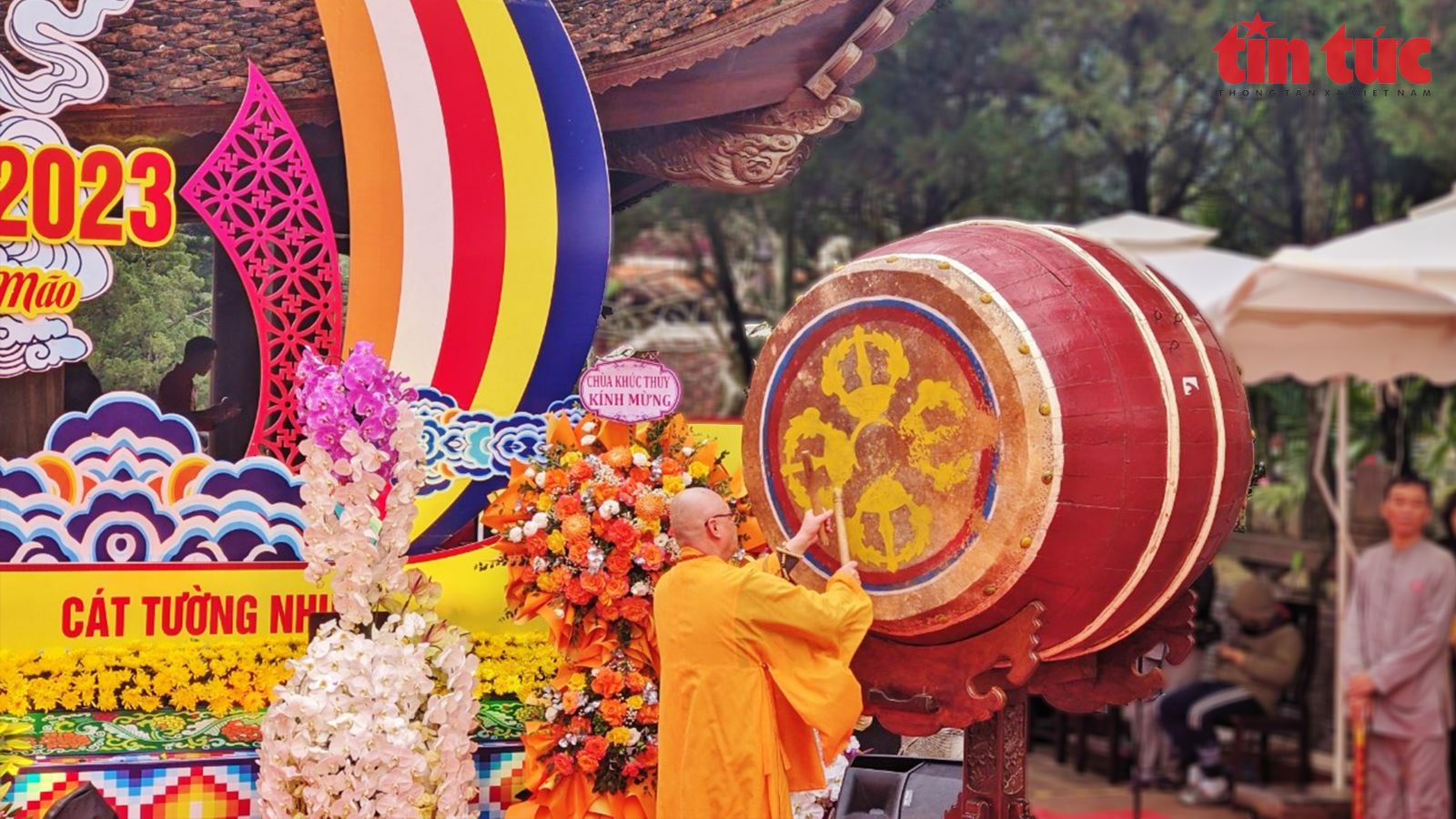 Trang trọng lễ khai hội chùa Hương 2023 Chú thích ảnh