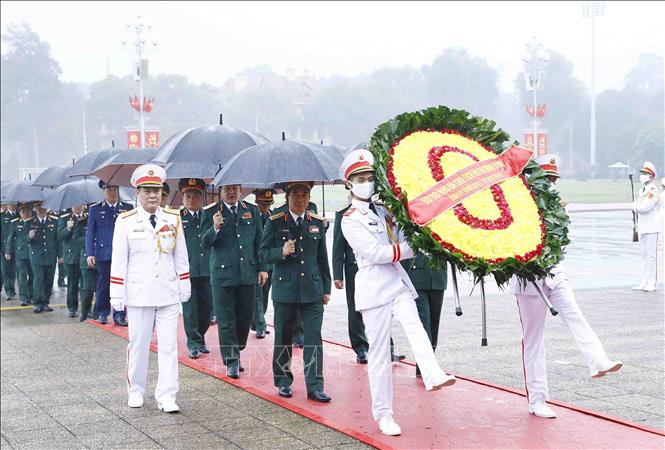 Lãnh đạo Đảng, Nhà nước vào Lăng viếng Chủ tịch Hồ Chí Minh Chú thích ảnh