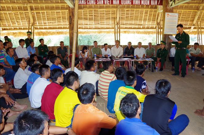 Dấu ấn người lính quân hàm xanh nơi biên giới Chú thích ảnh