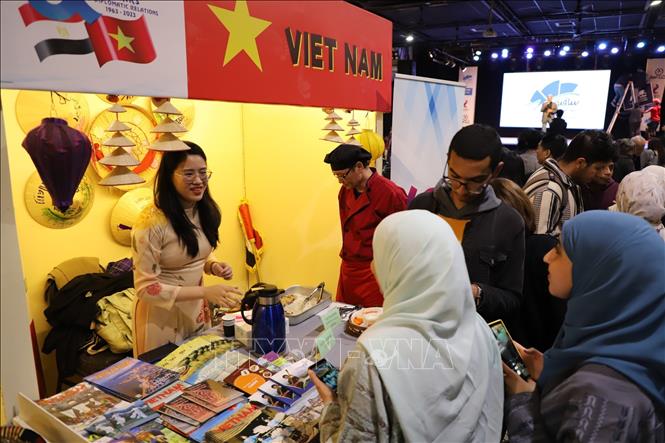 Việt Nam tham dự Lễ hội Văn hóa Quốc tế Sakia 2023 tại Cairo Chú thích ảnh