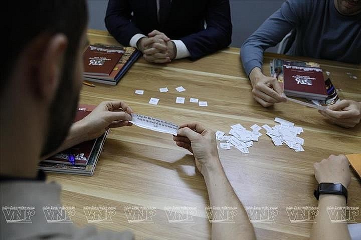 Học tiếng Việt để thêm yêu Việt Nam