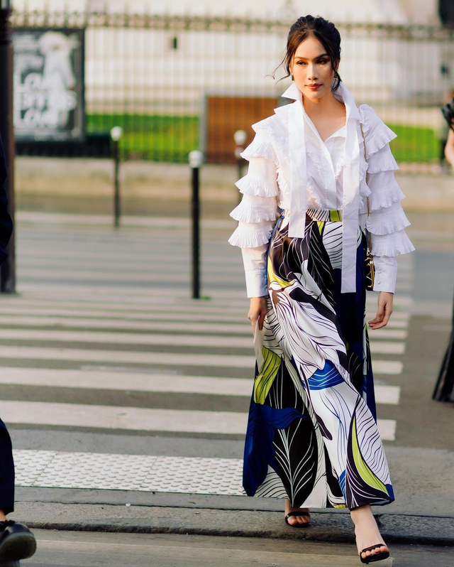 Á hậu Phương Anh dự show Elie Saab Thu Đông 2022 trong khuôn khổ Tuần lễ thời trang Paris Á hậu Phương Anh dự show Elie Saab Thu Đông 2022 trong khuôn khổ Tuần lễ thời trang Paris
