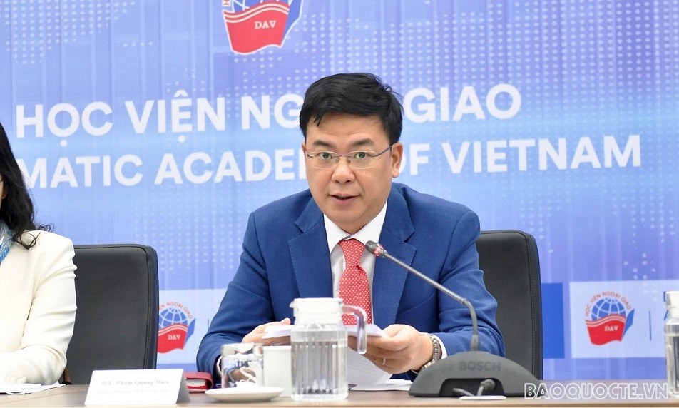 Thứ trưởng Ngoại giao Phạm Quang Hiệu phát biểu tại Lễ ra mắt. (Ảnh: Duy Quang) Thứ trưởng Ngoại giao Phạm Quang Hiệu phát biểu tại Lễ ra mắt. (Ảnh: Duy Quang)