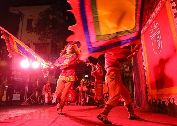 Quảng bá nghệ thuật truyền thống trong không gian phố đi bộ của Hà Nội | Văn hóa | Vietnam+ (VietnamPlus) Quảng bá nghệ thuật truyền thống trong không gian phố đi bộ của Hà Nội | Văn hóa | Vietnam+ (VietnamPlus)