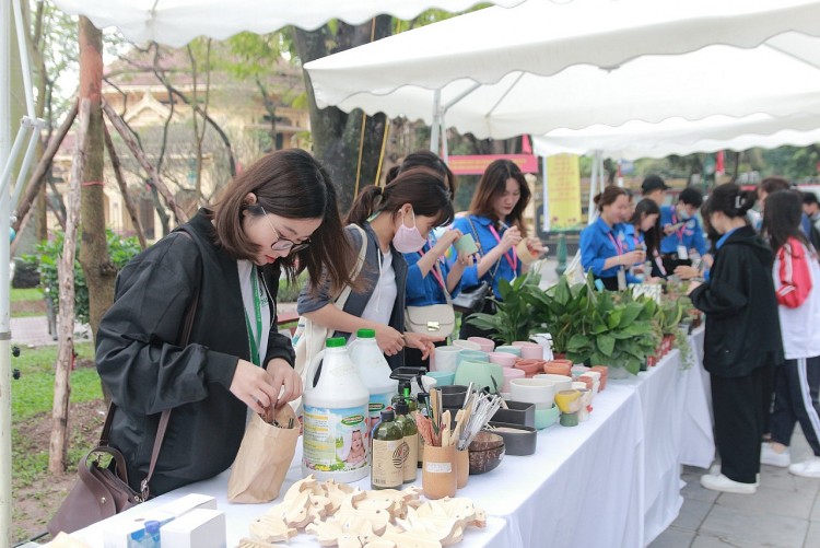 Green Life còn hợp tác với các đơn vị Green Life còn hợp tác với các đơn vị