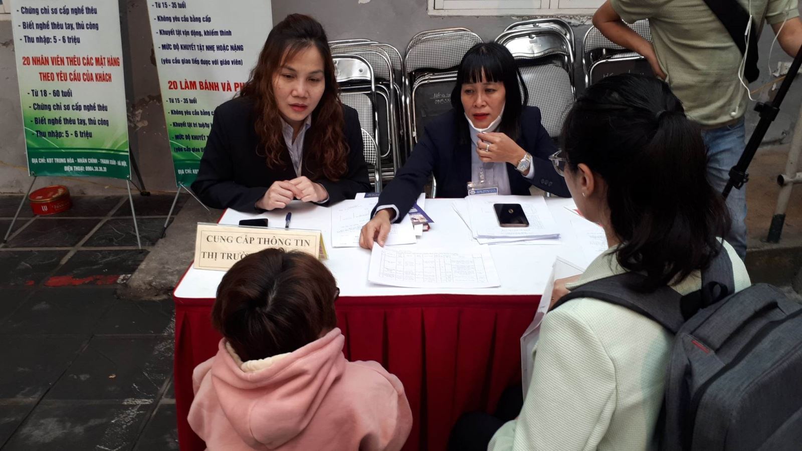Cùng chung tay giúp người khuyết tật hoà nhập cộng đồng Chú thích ảnh