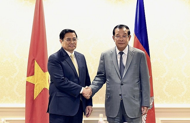 Thủ tướng Phạm Minh Chính gặp Thủ tướng Campuchia Hun Sen Thủ tướng Phạm Minh Chính gặp Thủ tướng Campuchia Hun Sen