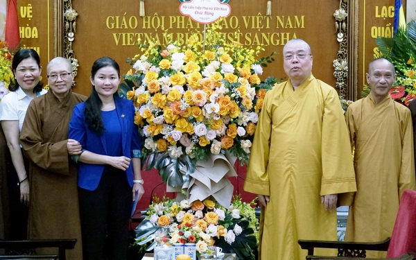 Hội LHPN Việt Nam chúc mừng Đại lễ Phật đản 2022 Hội LHPN Việt Nam chúc mừng Đại lễ Phật đản 2022