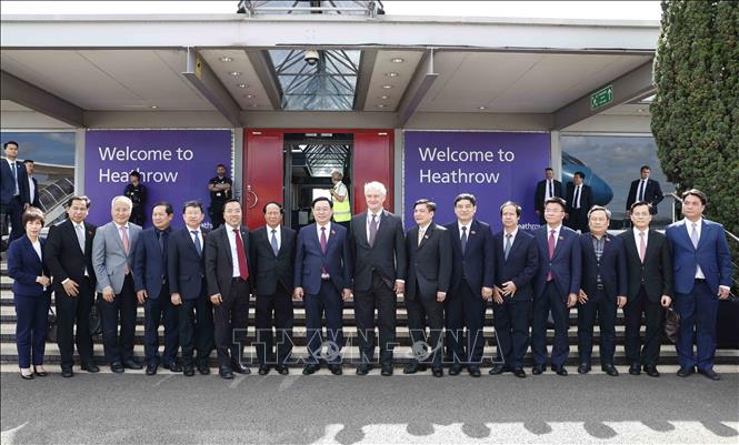 Chủ tịch Quốc hội Vương Đình Huệ thăm chính thức Liên hiệp Vương quốc Anh và Bắc Ireland Chú thích ảnh