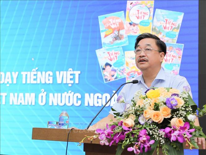 Nâng cao hiệu quả dạy tiếng Việt cho trẻ em Việt Nam ở nước ngoài Chú thích ảnh
