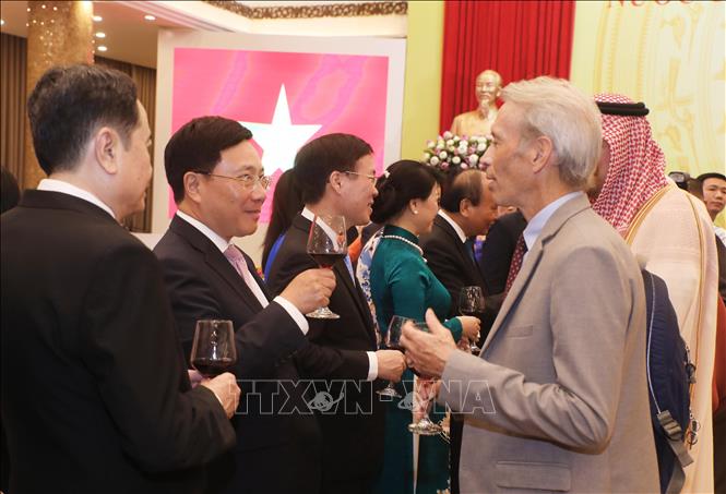 Lễ kỷ niệm 77 năm Quốc khánh nước Cộng hòa xã hội chủ nghĩa Việt Nam Chú thích ảnh