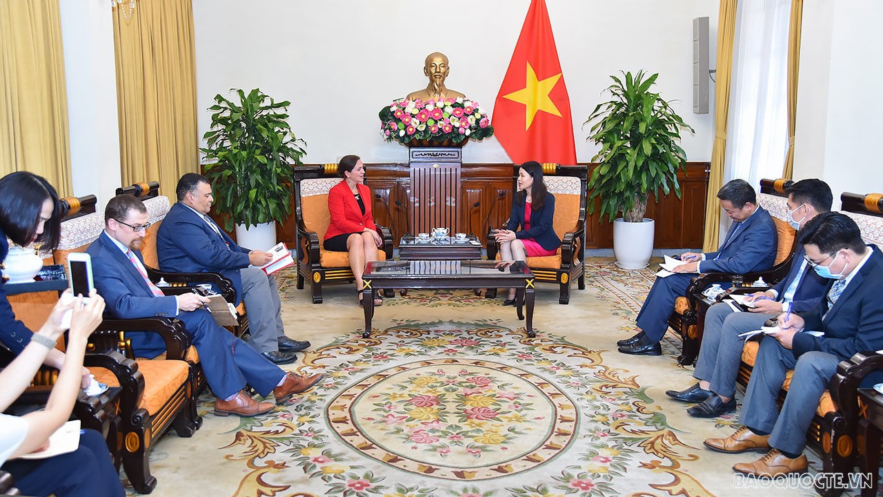Việt Nam-Hoa Kỳ thúc đẩy chuỗi sản xuất, phát triển hạ tầng, chuyển đổi năng lượng và kinh tế số Việt Nam-Hoa Kỳ thúc đẩy chuỗi sản xuất, phát triển hạ tầng, chuyển đổi năng lượng và kinh tế số