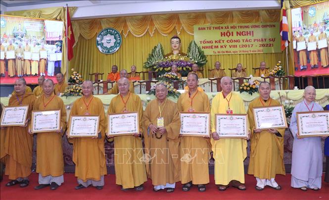 Ban Từ thiện Xã hội Phật giáo Việt Nam hoạt động từ thiện hơn 12.000 tỷ đồng Chú thích ảnh