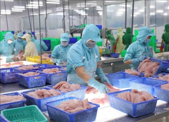Quyết liệt gỡ 
