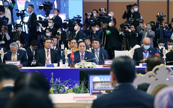 Thủ tướng Phạm Minh Chính dự Hội nghị Cấp cao ASEAN+3 lần thứ 25 Chú thích ảnh