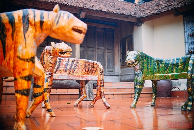 ភាពប្លែកៗនិងពិសេសតែមួយគត់ក្នុងអាល់ប៊ុម