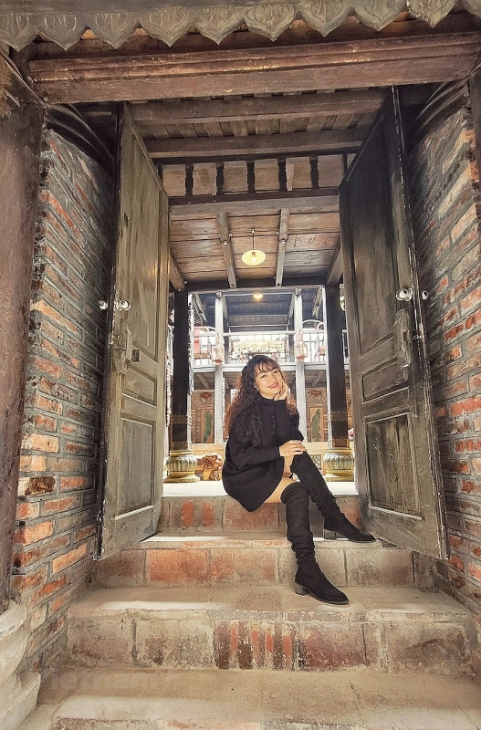 ផ្ទះពិសេសដែលមានវត្ថុបុរាណជាច្រើនពីសតវត្សទី 16 នៅ Bat Trang ផ្ទះវិសេសវិសាលដែលមានវត្ថុបុរាណជាច្រើនពីសតវត្សទី១៦ នៅ Bat Trang