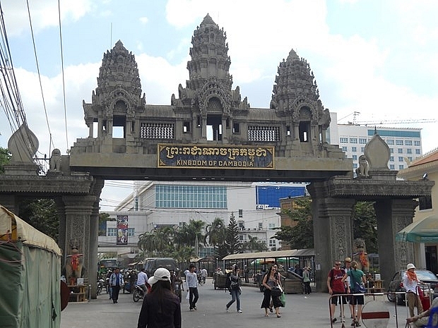 កម្ពុជា និងរដ្ឋជាសមាជិកអាស៊ានបានប្តេជ្ញាធ្វើការស្តារឡើងវិញនូវការដឹកជញ្ជូនក្នុងតំបន់នៃរដ្ឋជាសមាជិកអាស៊ានដើម្បីឱ្យកាន់តែមានប្រសិទ្ធភាព កម្ពុជា និងរដ្ឋជាសមាជិកអាស៊ានបានប្តេជ្ញាធ្វើការស្តារឡើងវិញនូវការដឹកជញ្ជូនក្នុងតំបន់នៃរដ្ឋជាសមាជិកអាស៊ានដើម្បីឱ្យកាន់តែមានប្រសិទ្