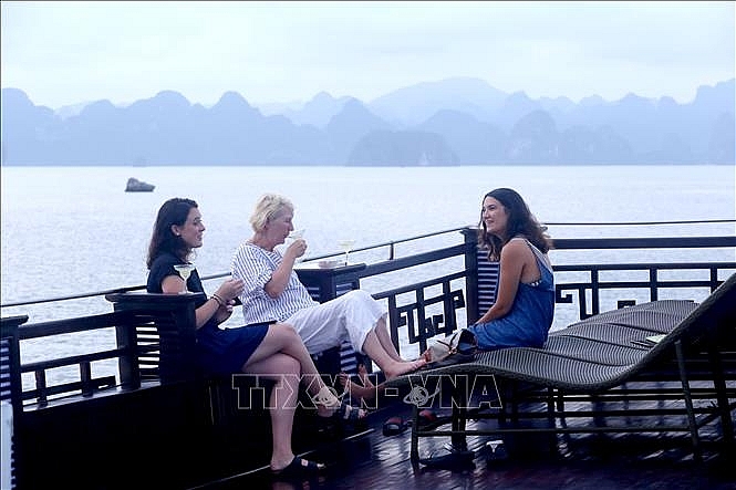 ខេត្ត Quang Ninh ត្រៀមខ្លួនជាស្រេចដើម្បីបើកទ្វារវិស័យទេសចរណ៍ចាប់ពីពាក់កណ្តាលខែមីនា