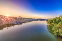 ភូមិ​ដែល​មាន​ផ្លូវ​ថ្ម និង​ផ្ទះ​បុរាណ​ដ៏​ស្រស់​ស្អាត នៅខេត្ត​ Quang Nam