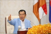 នាយករដ្ឋមន្ត្រី​កម្ពុជា និង​ឡាវ ឯកភាព​ជំរុញ​ភាព​ជា​ដៃគូ ដើម្បី​បន្ត​ទំនាក់ទំនង​លើ​គ្រប់​វិស័យ