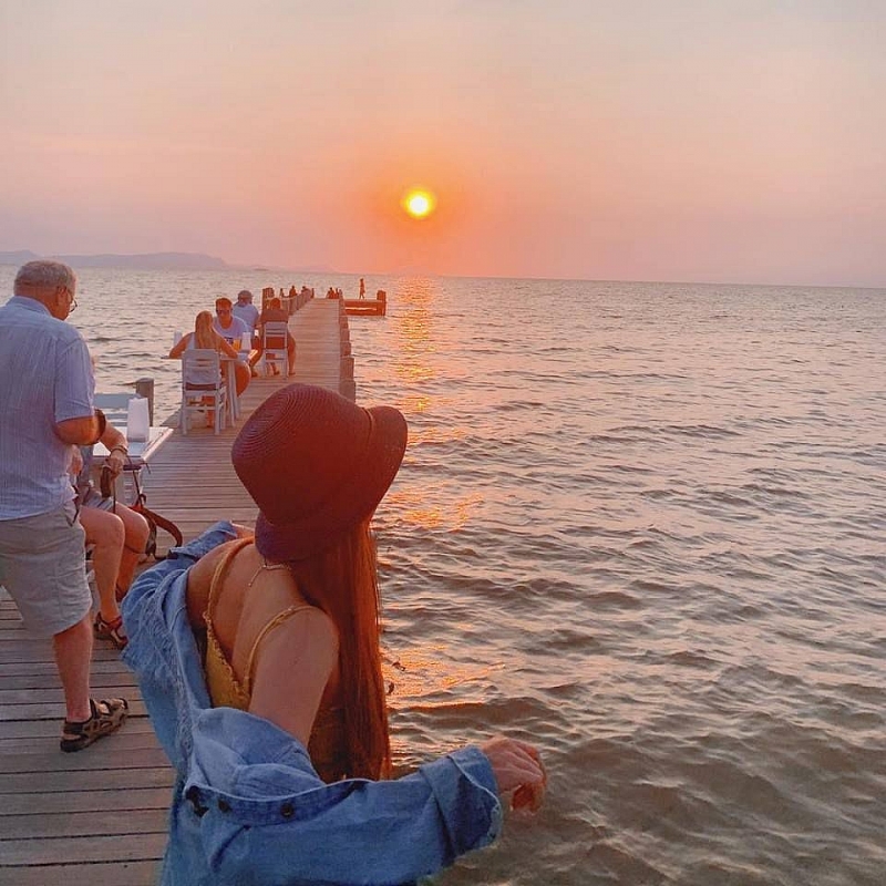 តោះយើងទៅលេងកំសាន្តនៅខេត្តកែប - ទីក្រុងជាប់ឆ្នេរសមុទ្រដ៏សុខសន្តិភាព