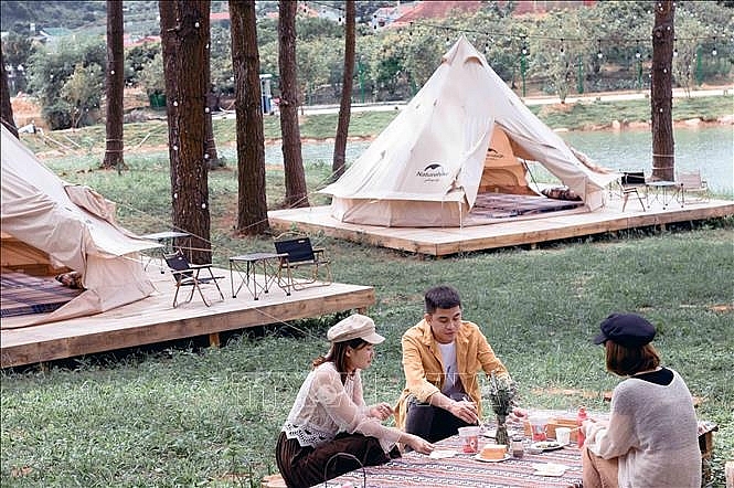បើកទេសចរណ៍ប្រកបដោយសុវត្ថិភាពក្នុងលក្ខខណ្ឌ បើកទេសចរណ៍ប្រកបដោយសុវត្ថិភាពក្នុងលក្ខខណ្ឌ