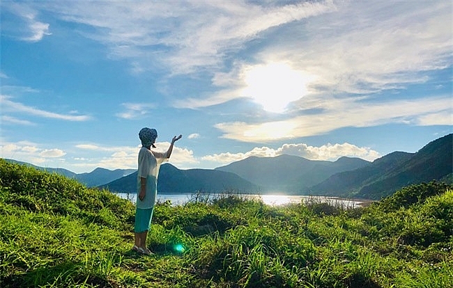 ស្ងើចសរសើរសម្រស់ ស្រស់ស្អាត របស់ Mui Chim Chim នៅ Con Dao