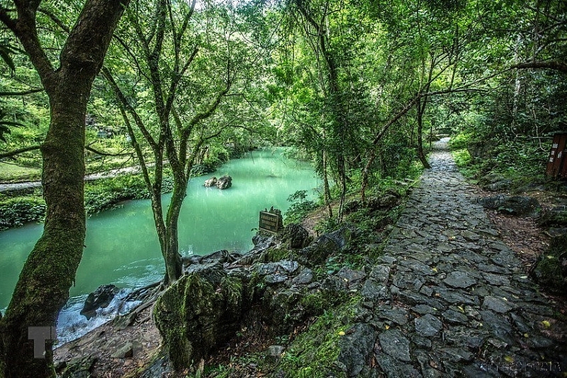 អញ្ញើញទស្សនា Cao Bang ដើម្បីគយគន់ទេសភាពដ៏ស្រស់ស្អាត