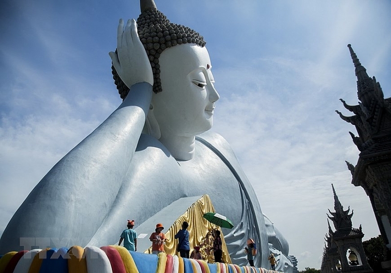 ស្វែងយល់ពីវត្តបែបខ្មែរដែលមានព្រះពុទ្ធបដិមាដ៏ធំបំផុតនៅប្រទេសវៀតណាមក្នុងខេត្ត Soc Trang