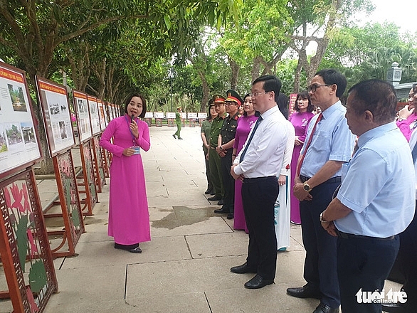 តាំងបង្ហាញរូបថតដ៏ស្រស់ស្អាត និងឯកសារដ៏មានតម្លៃអំពីលោកប្រធានហូជីមិញ