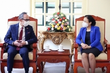 ប្រធាន VUFO លោកស្រី  Nguyen Phuong Nga អញ្ជើញទទួលជួបឯកអគ្គរដ្ឋទូតថៃប្រចាំប្រទេសវៀតណាម លោក Nikorndej Balankura
