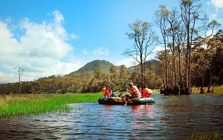 សម្រស់បឹង Tuyen Lam នៅទីក្រុង Da Lat
