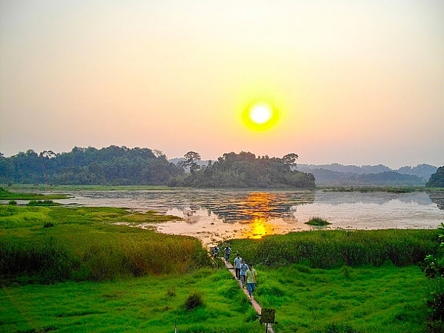 Cẩm nang: Hành trình trekking độc đạo cung đường du lịch Bàu Sấu (petrotimes.vn)