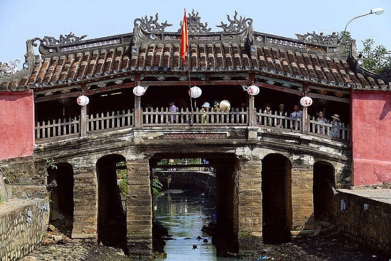 គេហទំព័រ​ដ៏​ល្បី​មួយ​បាន​ណែនាំ​អំពី​ប្រការ​ដែល​ត្រូវ​ធ្វើ​នៅ​ពេល​មក​ដល់​ទីក្រុង Hoi An (វៀតណាម)