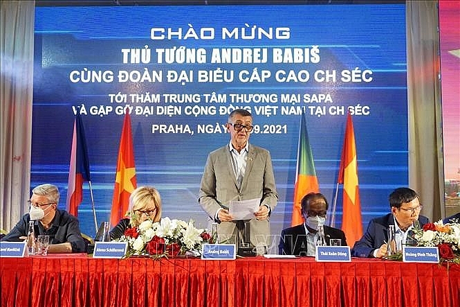 នាយករដ្ឋមន្រ្តីនៃសាធារណរដ្ឋឆែកបានវាយតម្លៃខ្ពស់ចំពោះទំនាក់ទំនងជាមួយវៀតណាមនិងឋានៈរបស់សហគមន៍ជនវៀតណាម