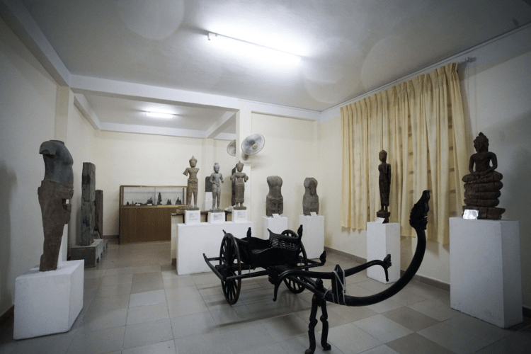 សារៈមន្ទីអង្គរបុរី ក្នុងទឹកដីខេត្តតាកែវ រក្សាទុកវត្ថុបុរាណជាច្រើន​ពី​សម័យហ្វូណន!