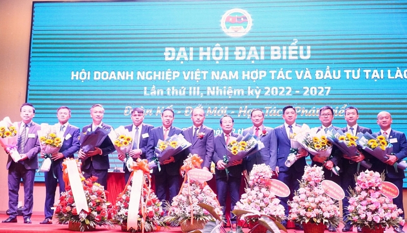 សមាគមធុរកិច្ចវៀតណាមនៅឡាវ៖ សាមគ្គីភាព - ការច្នៃប្រឌិត - កិច្ចសហប្រតិបត្តិការ - អភិវឌ្ឍន៍