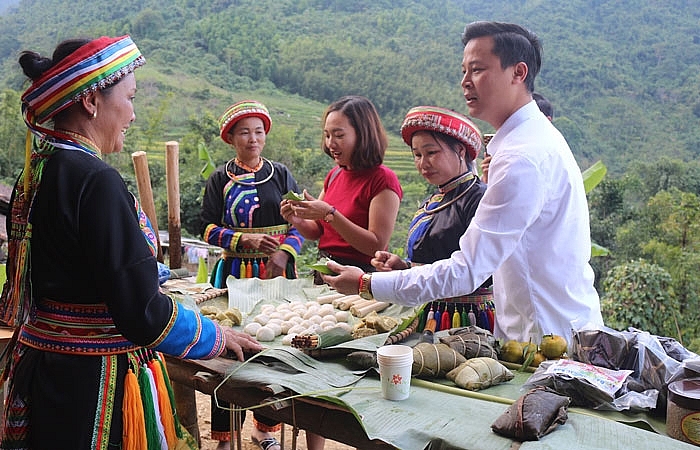 ខេត្តបាកាន (Bac Kan)៖ បទពិសោធន៍ទេសចរណ៍សហគមន៍នៅ Phieng Phang ខេត្តបាកាន (Bac Kan)៖ បទពិសោធន៍ទេសចរណ៍សហគមន៍នៅ Phieng Phang