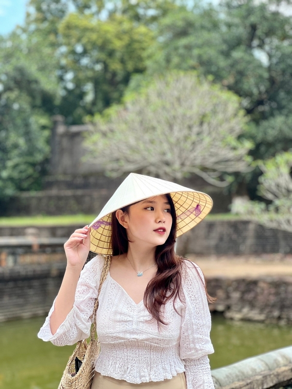 តោះទៅញាំអីដើរលេងនៅកន្លែងណាក្នុងរយៈពេល ៤ ថ្ងៃនៅ Hue - Da Nang - Hoi An