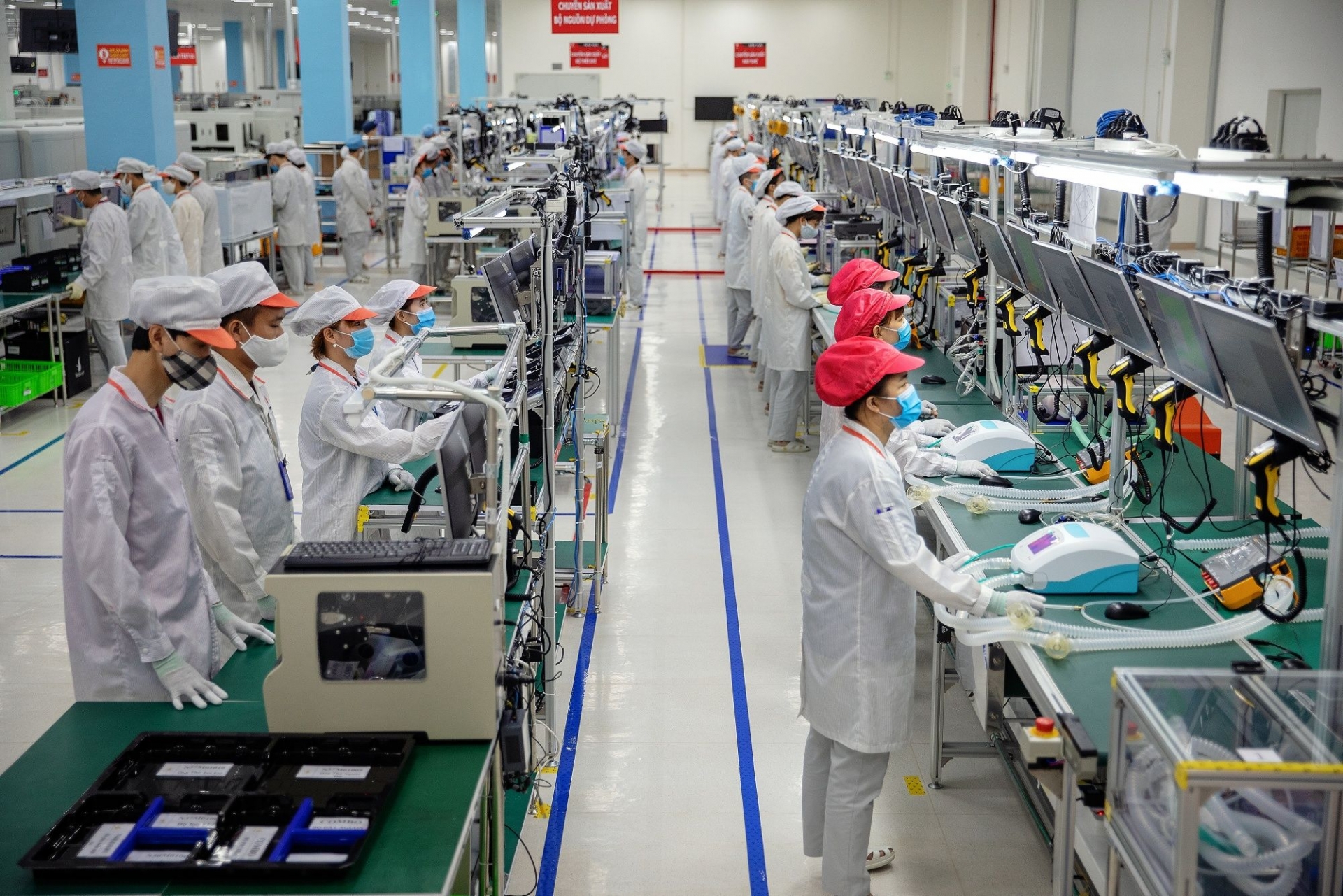 Bloomberg: Vietnam’s Richest Man Has a Plan to Save the Virus-Stricken World bloomberg vietnams richest man has a plan to save the virus stricken world