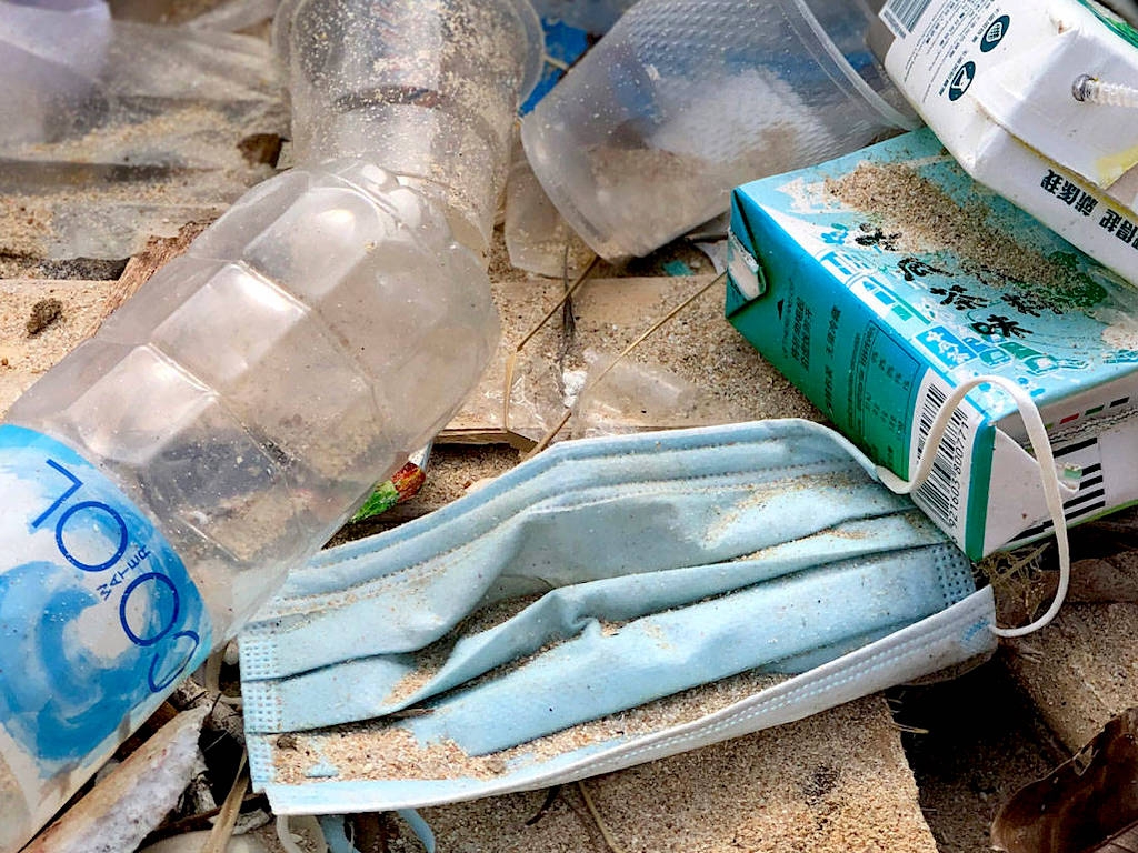 Vietnamese Company Creates World’s First Biodegradable Coffee Face Mask Named AirX 0315 face mask beach litter oceansasia naomi brennan