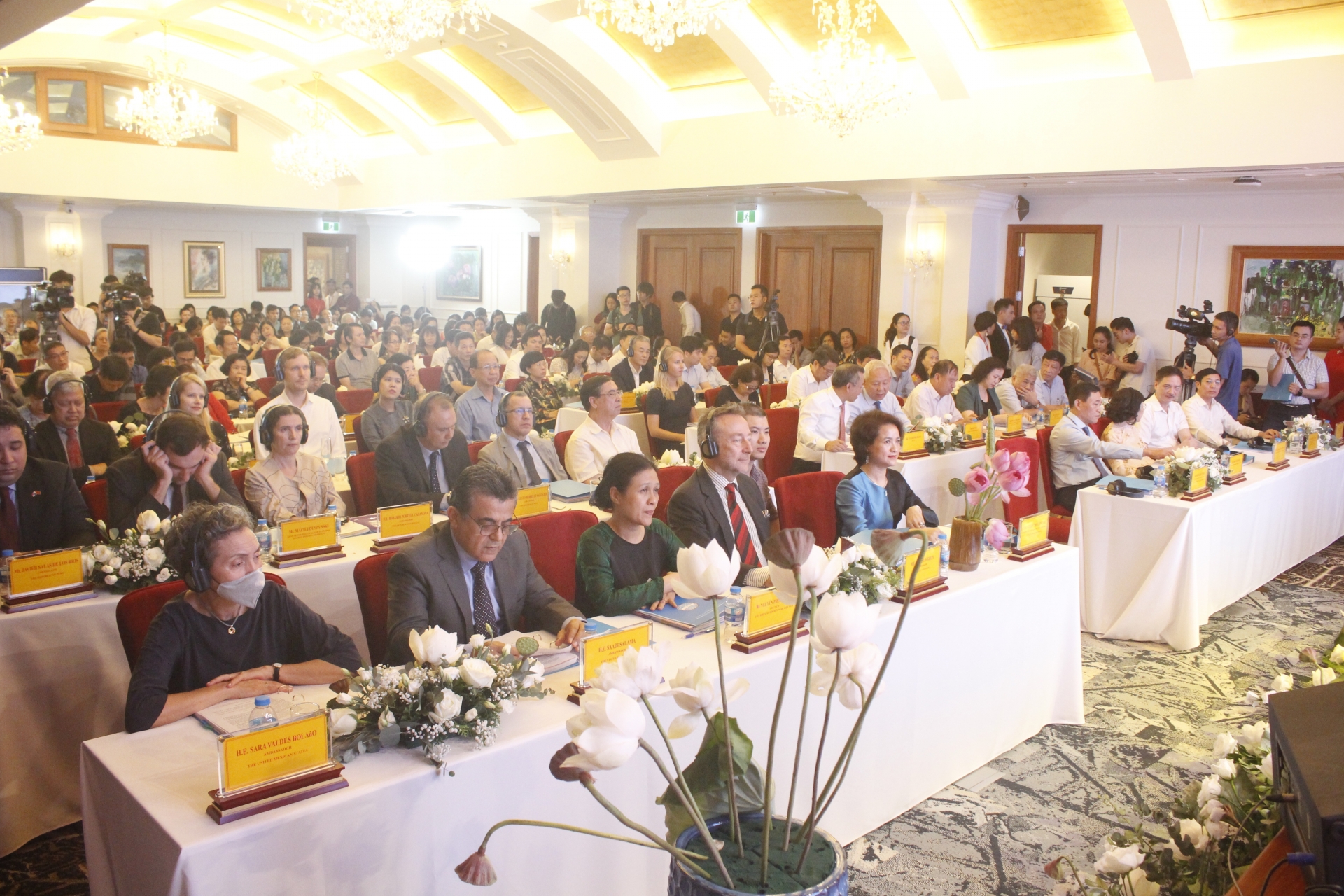 Vietnam Enterprise Science and Technology Association to donate 1,000 test kits worth US$42,000 to VUFO 5616 toan canh buoi le cong bo